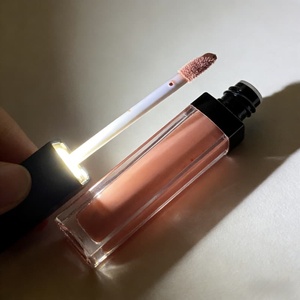 Wholesale Private Label Led Light Lipgloss with Mirror Cruelty Free Lipgloss Matte Liquid <b>Lipstick</b> Vendor - Product Image 2