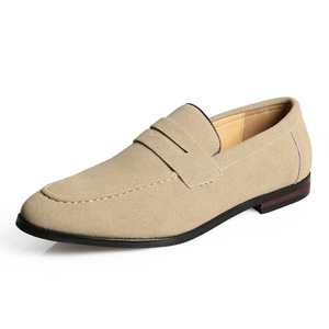 Chaussures décontractées pour hommes, baskets, bottines, mocassins de couleur unie, chaussures à enfiler décontractées pour homme. - Product Image 2