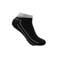 Haut de gamme Style décontracté Polyester coton été cheville chaussettes respirant mince rayé conception hiver tricoté Techniques en gros