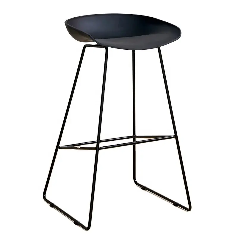 Mobilier de bar marchepied plateau en plastique siège haute chaise de salle à manger 65 cm de hauteur tabourets de bar en métal massif tabouret de bar en PP