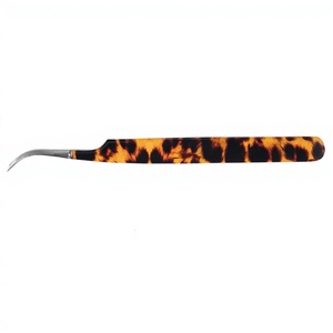 100 Cepillos Desechables Antimagnéticos para Máscara de Pestañas, Cepillos de Cristal Puntiagudos para Cejas, para Extensiones de Pestañas, Cepillos Rosados para Pestañas - Product Image 3