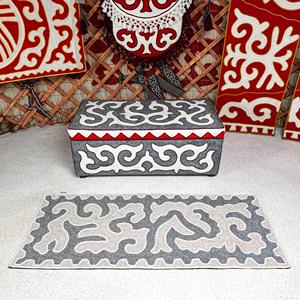 Hecho a mano tradicional Shyrdak fieltro Taberik conjunto estampado alfombras para uso doméstico suministro al por mayor - Product Image 2