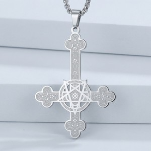 Collar con colgante de cruz invertida estilo gótico punk, con diseño de estrella de cinco puntas y flor de ciruelo, aleación de zinc, joyería unisex - Product Image 4