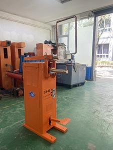 Máquina de Soldadura por Puntos de Tipo Pedal, Ajustable en Tiempo de Soldadura, Buena Repetibilidad, Fácil Operación y Mantenimiento, Ligera - Product Image 4