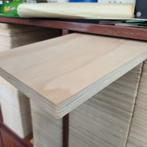 Tablero multicapa decorativo de <span class=keywords><strong>madera</strong></span> maciza tablero de armario de chapa personalizado <span class=keywords><strong>madera</strong></span> contrachapada al por mayor - Product Image 2