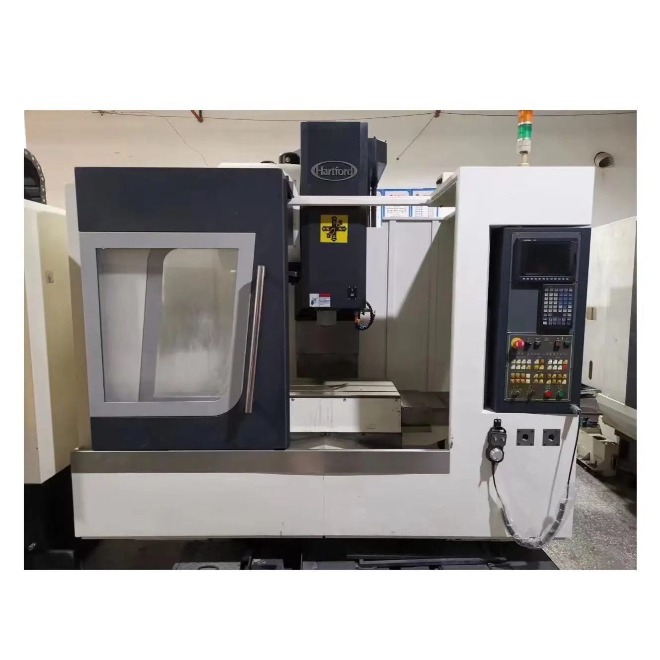 Máy Tiện CNC Đứng Hiệu Suất Cao Hartford VMC Đài Loan Trung Quốc 850 Cũ Máy Tiện CNC Đứng Vs Trung Tâm Phay Bán Chạy