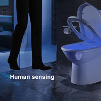 TOACH Salle de bain Salle de bain LED Toilette Veilleuses Lumière LED 8 Couleurs Changeantes Toilette Cuvette Veilleuse Toilette Lumière pour Salle de bain