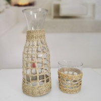 Vente en gros de cruche et verres d'eau potable de luxe en jonc de mer ensemble bouilloire à jus et verres faits à la main avec logo personnalisé