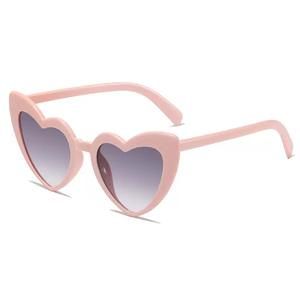 Venta al por mayor caliente <span class=keywords><strong>de</strong></span> la moda del corazón <span class=keywords><strong>Gafas</strong></span> <span class=keywords><strong>De</strong></span> <span class=keywords><strong>Sol</strong></span> para las señoras Clásico Mujeres <span class=keywords><strong>Gafas</strong></span> <span class=keywords><strong>De</strong></span> <span class=keywords><strong>Sol</strong></span> Fiesta Lindo Tonos baratos <span class=keywords><strong>Gafas</strong></span> <span class=keywords><strong>De</strong></span> <span class=keywords><strong>Sol</strong></span> varios colores - Product Image 5