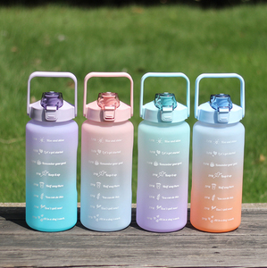 Ins Amazon Best Selling 2L New Design Gradient Color BPA FREE Vintage Gym 2L Plastic Gym Portable Sports Cup Water Bottle