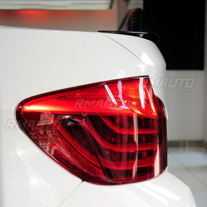 Alerón trasero para BMW Serie 5 F10 M5 2011 2012 2013 2014 2015 2016 2017 MP, divisor de maletero con apariencia de carbono / labio negro - Product Image 5