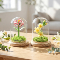 Fleur du mois de naissance personnalisée en verre de Murano sous cloche en verre, fleur en cristal soufflé à la main pour cadeau d'anniversaire
