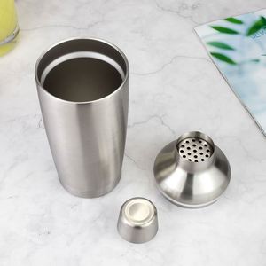 Coctelera de Acero Inoxidable 304 de Doble Capa con Aislamiento al Vacío de 480 ml, 3 Piezas, con Colador Incorporado, para Martini y Cócteles - Product Image 3