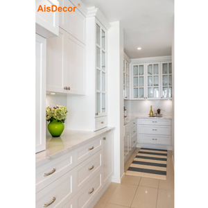 Soluzione Architettonica Completa Australiana: Cucina in Stile Hampton con Finitura Laccata Opaca e Design per Tutta la Casa - Product Image 5