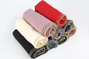 Vente en gros de hijabs musulmans élégants et décoratifs pour femmes, en mousseline de soie, 180*70CM, avec cristaux - Product Image 2