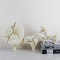Petite figurine de lion abstraite en métal et marbre, texture artisanale, statue de luxe moderne, décoration de bureau à domicile, pièce d'appoint
