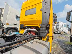 Venta caliente de segunda mano Shacman DELONG X3000 6x4 camión tractor diésel para transporte - Product Image 2