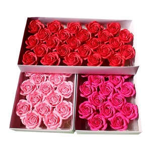 Venta al por mayor de fábrica: Cabezas de rosas de jabón realistas de alta simulación para accesorios de ramos del Día de San Valentín y Acción de Gracias - Product Image 6