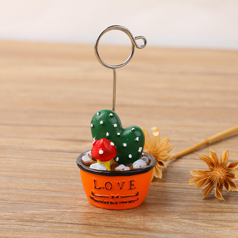 02 pot de fleur orange