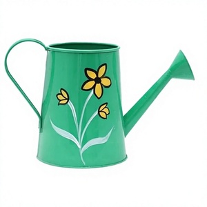 Arrosoir en métal vert avec long bec verseur et motif floral jaune, en fer peint en poudre, style rétro vintage - Product Image 1