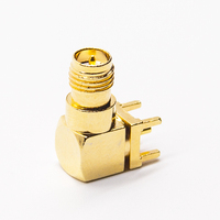 Conector RP-SMA Hembra de Ángulo Recto para Montaje en PCB, 50 Ohm, Tipo Soldadura