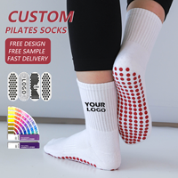 Chaussettes de Pilates antidérapantes en coton pour femmes, avec grip, pour yoga, barre et danse, personnalisables avec logo OEM ODM