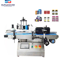 Machine d'étiquetage semi-automatique électrique de bureau PLC pour bouteilles plates et carrées, idéale pour les bouteilles de bière, de vin, de jus et les pots cosmétiques en verre