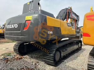 Escavatore VOLVO EC360DL Usato Ben Mantenuto in Vendita, Macchina Movimento Terra con Poche Ore di Utilizzo, Prestazioni Affidabili del Motore e della Pompa - Product Image 2