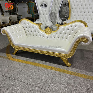 Sofá de dos plazas dorado para bodas, ideal para la novia, de la marca SMOOTH Factory Supply, para hoteles y salones de banquetes. - Product Image 2