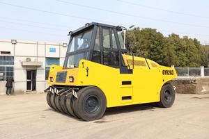 ลูกกลิ้งยางลมพร้อมระบบสั่นสะเทือนและระบบสั่นสำหรับการบดอัดอเนกประสงค์ - Product Image 2