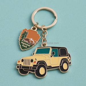 Porte-clés miniature de <span class=keywords><strong>taxi</strong></span> jaune, souvenir de la ville de New <span class=keywords><strong>York</strong></span>, cadeau touristique, porte-clés de <span class=keywords><strong>taxi</strong></span> en émail NYC - Product Image 4