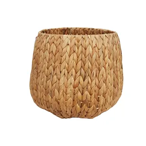 Basket Water Hyacinth Basket / Woven large planter made of water hyacinth