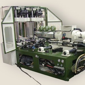 Machine de moulage par injection plastique automatique monocolore à 2 stations, type supérieur et à sangles droites - Product Image 4