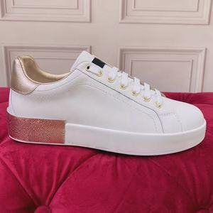 Chaussures de sport pour hommes en cuir véritable à plateforme luxueuse et tendance, bout fermé, or rose et blanc - style décontracté de créateur - Product Image 3
