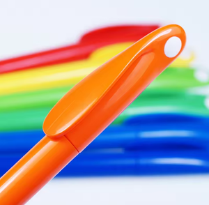 Wholesale Colorful Plastic Custom Logo Ballpoint Promotional <b>Gift</b> <b>Pen</b> - Product Image 4
