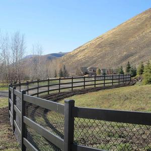 Economie Boerderij Draagbare Vinyl Paardenstal Fronten Box Unit Verstelbare Poorten Weerbestendige Coating En Pvc Paardenhek - Product Image 3