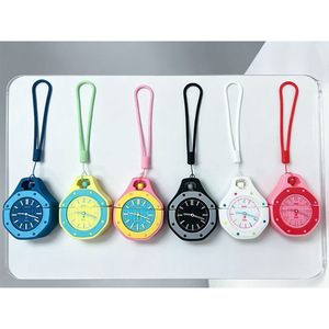 Écouteurs sans fil intra-auriculaires TWS-K190 avec étui de style montre et longue autonomie - Product Image 4