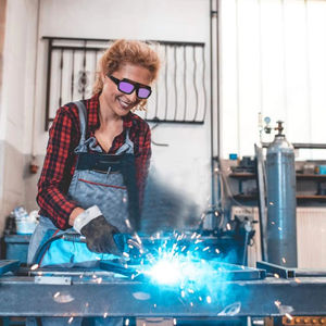 Lunettes de protection automatiques à obscurcissement progressif pour le soudage sportif et professionnel – Vente en gros - Product Image 2