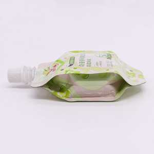 Pochette personnalisée en forme de pingouin avec bec verseur, emballage à soufflets latéraux de qualité alimentaire pour boisson gelée au lait de raisin vert et graines de chia - Product Image 5