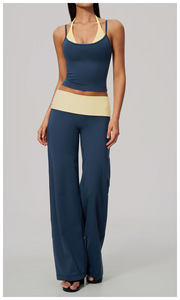 Ensemble décontracté 2 pièces en polyester tricoté imprimé pour femme – Haut court sans manches à col halter et pantalon large rayé respirant – Printemps-Été - Product Image 4