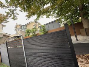 Bán tùy chỉnh màu sắc soild <span class=keywords><strong>composite</strong></span> nhựa gỗ dễ dàng để cài đặt <span class=keywords><strong>WPC</strong></span> hàng rào cho sân sau - Product Image 4