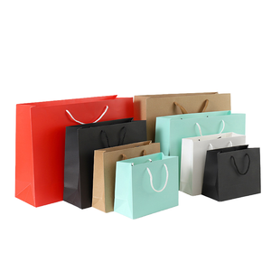 ถุงกระดาษสำหรับเป็นของขวัญและเครื่องดื่มโลโก้ตามสั่งพร้อมอุปกรณ์เสริมริบบิ้นเคลือบสำหรับเทศกาลและให้เป็นของขวัญ - Product Image 4