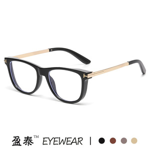 Lunettes de soleil à monture carrée en forme de T, UV400, unisexes, à la mode - Product Image 4