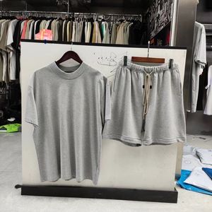 S22 Pantalones cortos de calidad superior para hombre Baggy High Street Style Light Oatmeal Dark Oatmeal Stretch Pantalones cortos de gran tamaño - Product Image 4