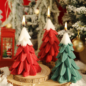 Vela Aromática con Forma de Árbol de Navidad, Aroma a Cedro y Hojas de Pino, Decoración Navideña, Accesorio para Fotografía, Regalo DIY, Adorno Navideño - Product Image 2