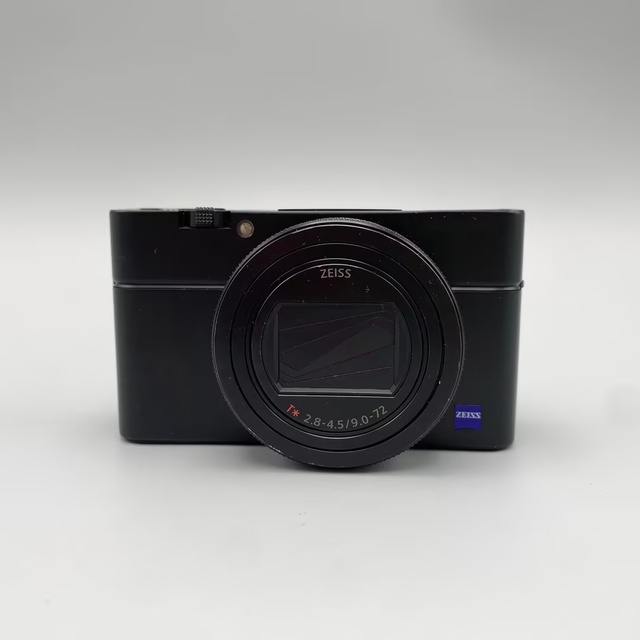 Used Almost New Sony RX100 VI Digital Camera 24-200mm Optical Zoom 20MP 4K HDR Video Touchscreen Display 25-point AF ISO 1-Year
