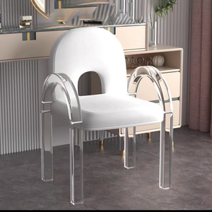 <span class=keywords><strong>Chaise</strong></span> <span class=keywords><strong>pliable</strong></span> transparente en acrylique moderne avec coussin pour salle à manger, hôtel et <span class=keywords><strong>bar</strong></span> à domicile, location de meubles transparents, tabouret - Product Image 4