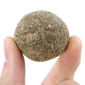 Juguetes Interactivos para Mascotas: Pelota de Juguete para Gatos con Hierba Gatera Orgánica Japonesa, Matatabi y Silvervine para Rascar y Rodar - Product Image 3