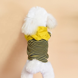 Gilet di lusso per animali domestici con cappuccio alla moda vestiti per animali domestici tute per <span class=keywords><strong>cani</strong></span> a strisce per piccole <span class=keywords><strong>razze</strong></span> all'ingrosso felpa con cappuccio per <span class=keywords><strong>cani</strong></span> Streetwear - Product Image 6