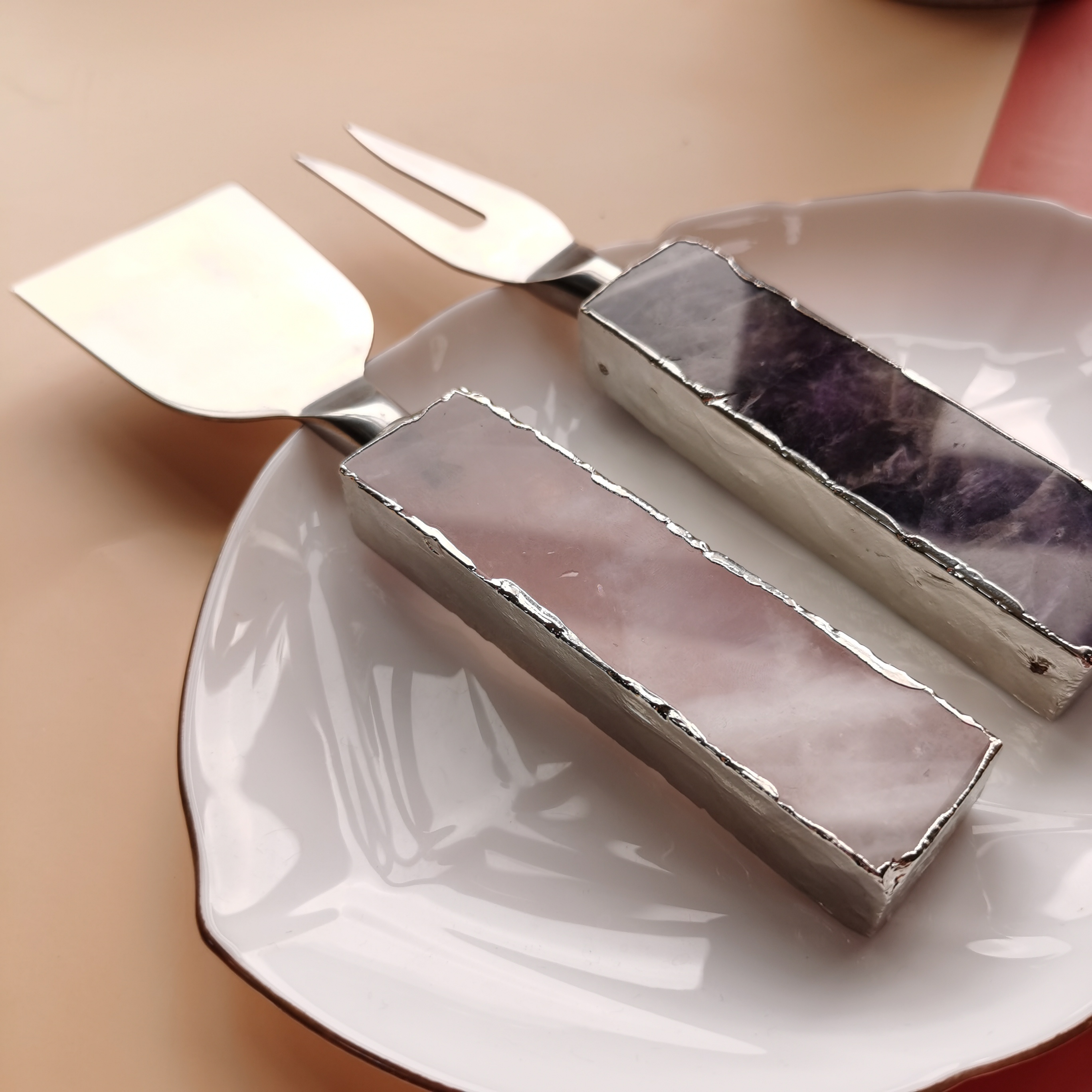 Натуральный кварц, драгоценный камень, агат, столовые приборы, разбрасыватель, хрустальные ножи для сыра